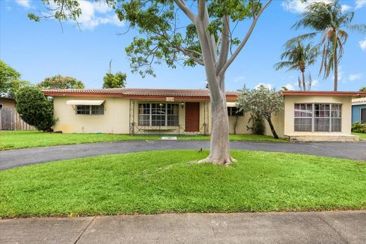 Villa in Pompano Beach, Broward County