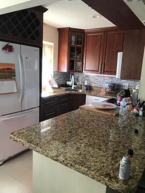 Komplex apartman Palm Springs, Palm Beach County