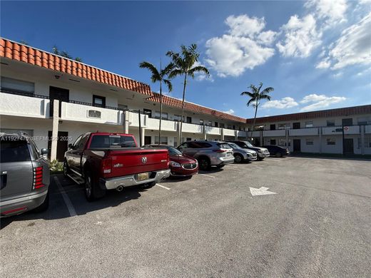 Жилой комплекс, Margate, Broward County