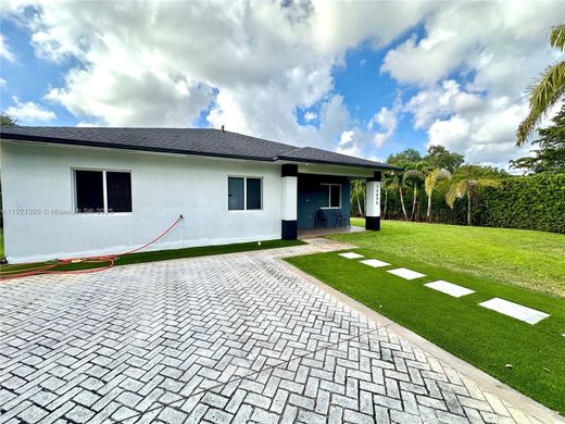Villa in Miami, Miami-Dade County