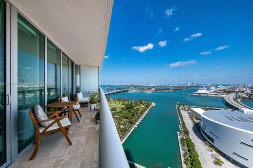 Complesso residenziale a Miami, Miami-Dade County