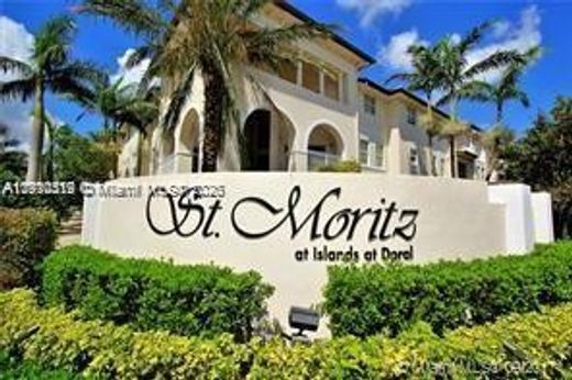 Doral, Miami-Dade Countyのアパートメント・コンプレックス