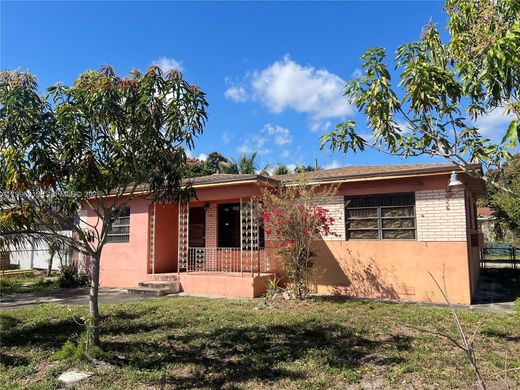 Вилла, Opa-locka North  (historical), Miami-Dade County