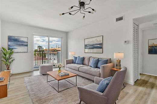Residential complexes in Miami, Miami-Dade