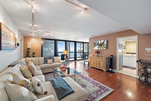 مجمع شقق ﻓﻲ Palm Beach Shores, Palm Beach County