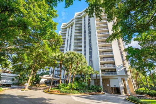 Residential complexes in Miami, Miami-Dade