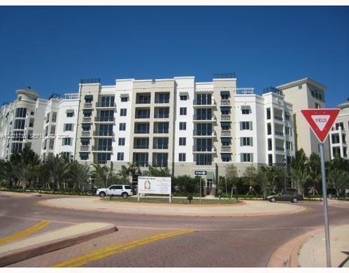 Residential complexes in Plantation, Broward County