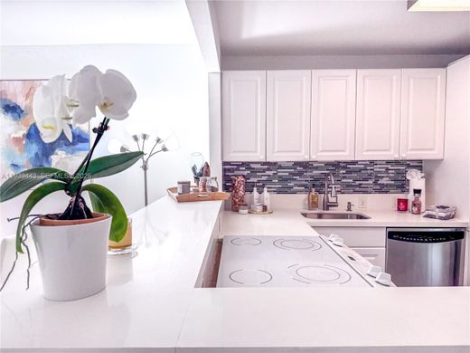 Residential complexes in Aventura, Miami-Dade