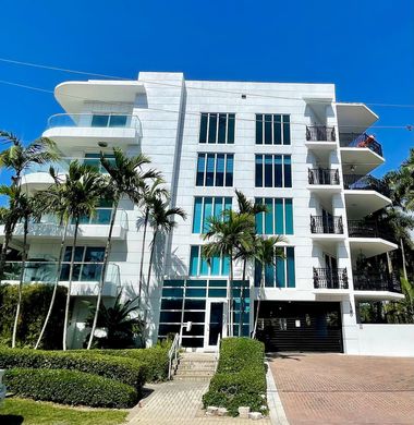 Residential complexes in Fort Lauderdale, Broward County