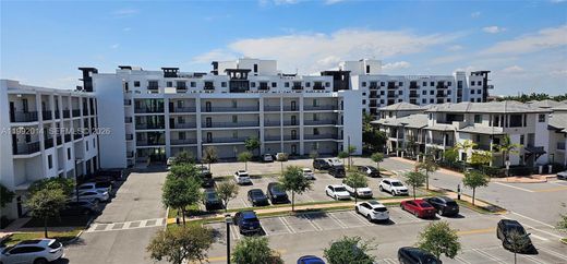 Wohnkomplexe in Doral, Miami-Dade County