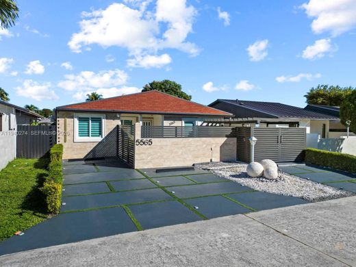 Villa - Miami Gardens, Miami-Dade County