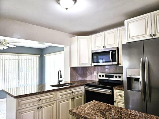 ﻓﻴﻼ ﻓﻲ Margate, Broward County