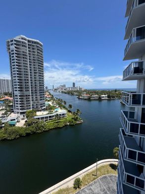 Residential complexes in Miami, Miami-Dade