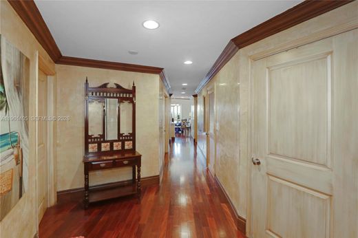 Kamienica w Coral Gables, Miami-Dade County