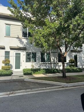 Αστικό ακίνητο σε Doral, Miami-Dade County