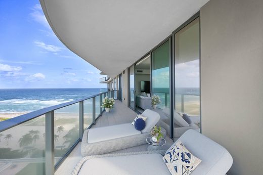 Residential complexes in Pompano Beach, Broward County