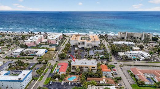 Kamienica w Deerfield Beach, Broward County