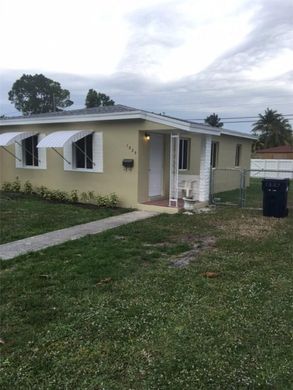 Villa in North Miami Beach, Miami-Dade
