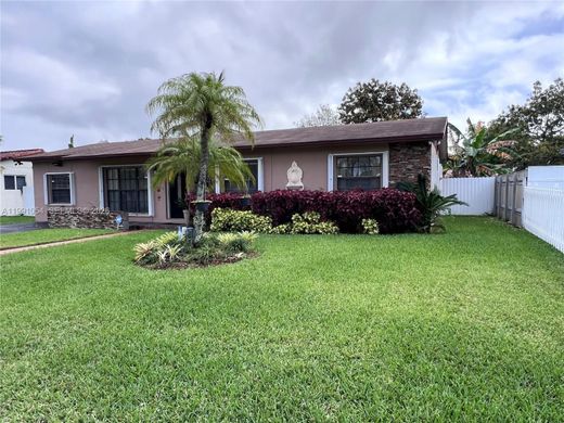 Villa in Miami, Miami-Dade