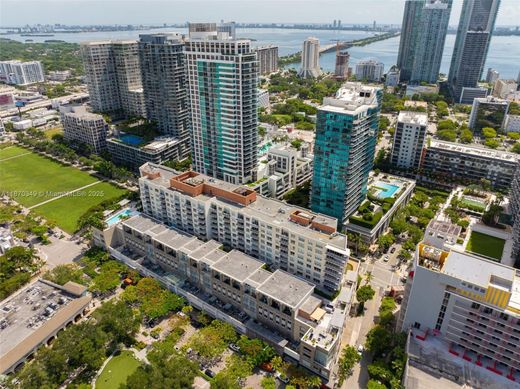 Complesso residenziale a Miami, Miami-Dade County