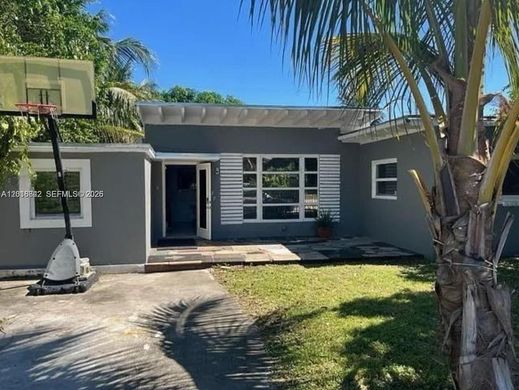 Villa en North Miami, Miami-Dade County