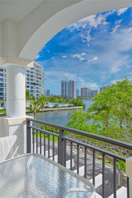 Residential complexes in Aventura, Miami-Dade