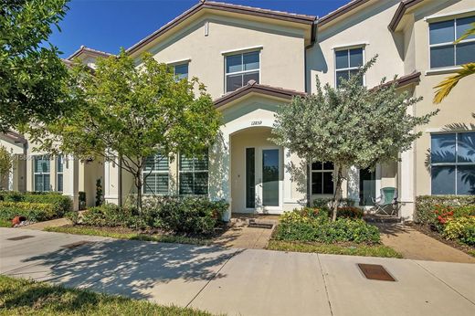 تاون هاوس ﻓﻲ Homestead, Miami-Dade County