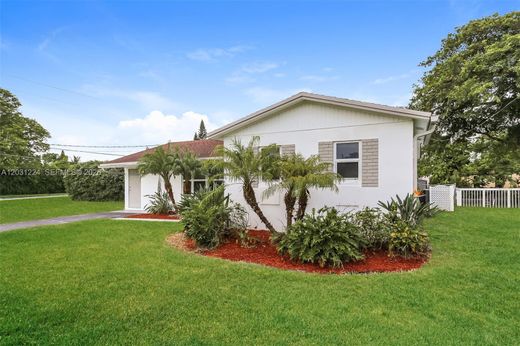 Villa in Margate, Broward County