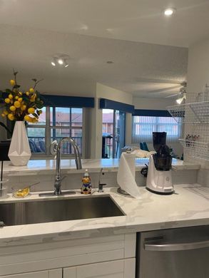 ‏בניין ב  Pembroke Pines, Broward County