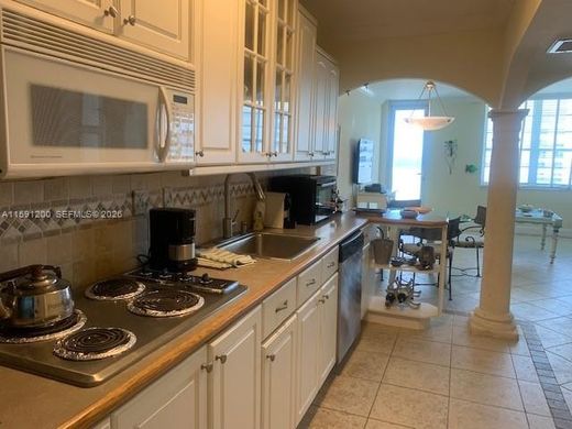 Complexes résidentiels à Miami Beach, Comté de Miami-Dade