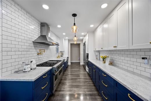 Villa in Hollywood, Broward County