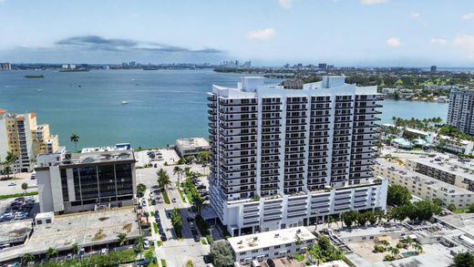Residential complexes in North Bay Village, Miami-Dade