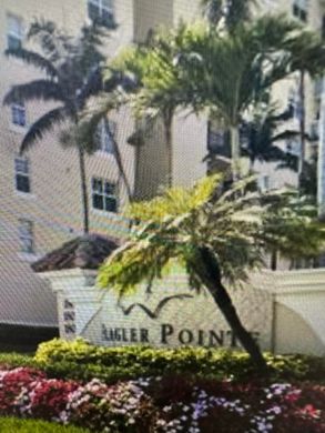Residential complexes in West Palm Beach, Palm Beach