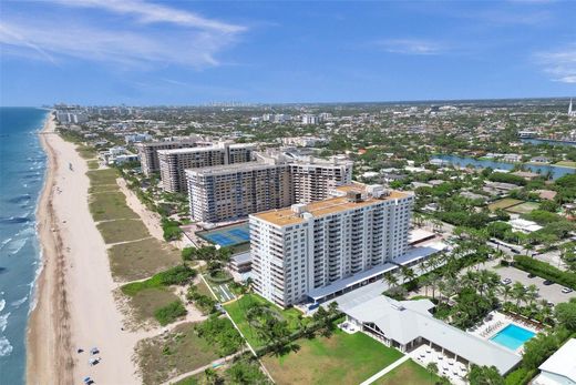 Residential complexes in Fort Lauderdale, Broward County