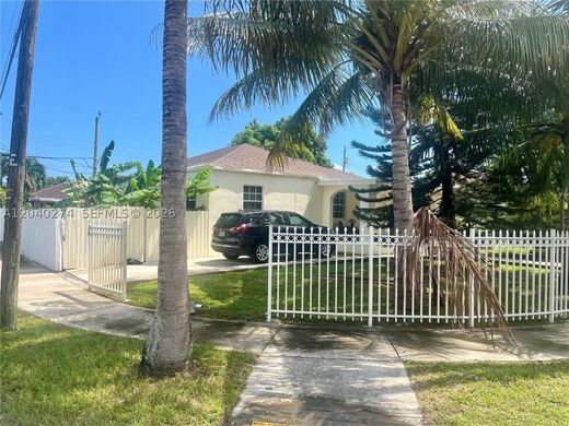 Villa in Miami, Miami-Dade