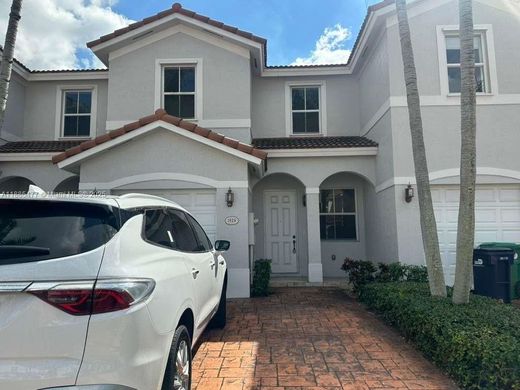 Αστικό ακίνητο σε Μαϊάμι, Miami-Dade County