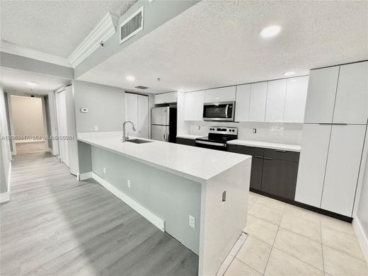 Residential complexes in Tamarac, Broward County