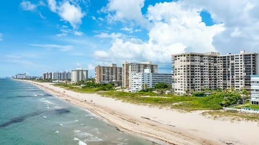 Residential complexes in Pompano Beach, Broward County