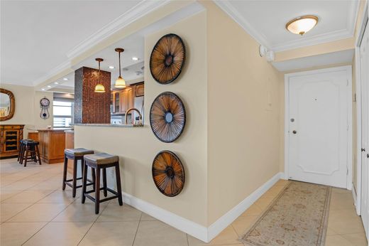 Residential complexes in Pompano Beach, Broward County