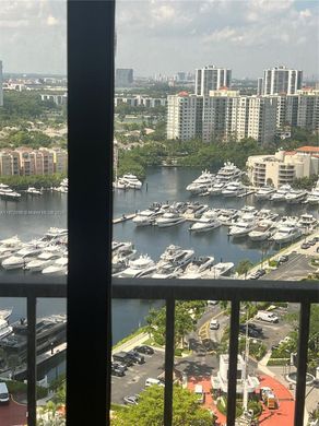 Wohnkomplexe in Aventura, Miami-Dade County