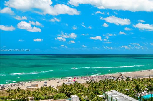 Residential complexes in Miami Beach, Miami-Dade