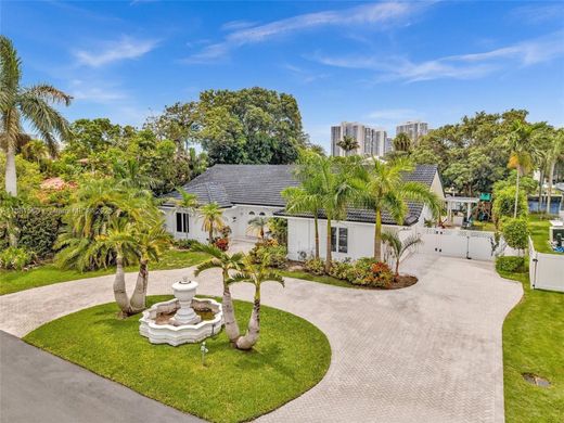 Villa in Hallandale, Broward County