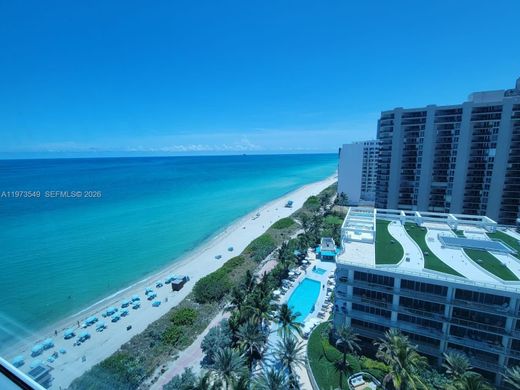 Residential complexes in Miami Beach, Miami-Dade
