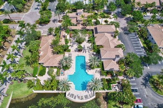 Complexes résidentiels à Palm Beach Gardens, Comté de Palm Beach