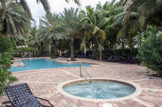 Residential complexes in Sunny Isles Beach, Miami-Dade