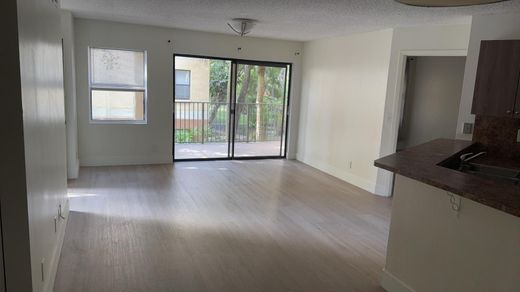 Residential complexes in Sunrise, Broward County