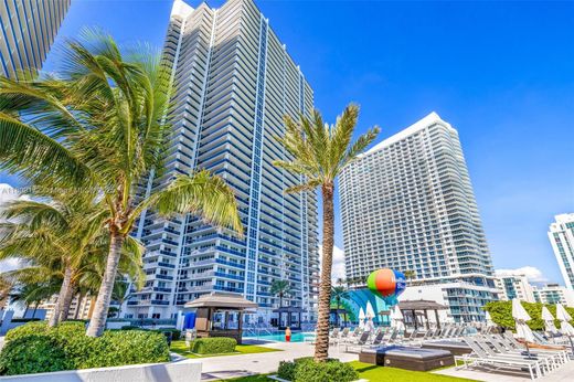 Complesso residenziale a Hallandale Beach, Broward County