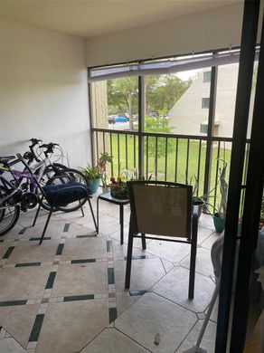 Edificio en Weston, Broward County