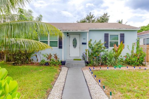 Willa w Aventura, Miami-Dade County