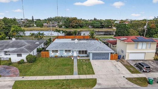 Villa in Miami Gardens, Miami-Dade County